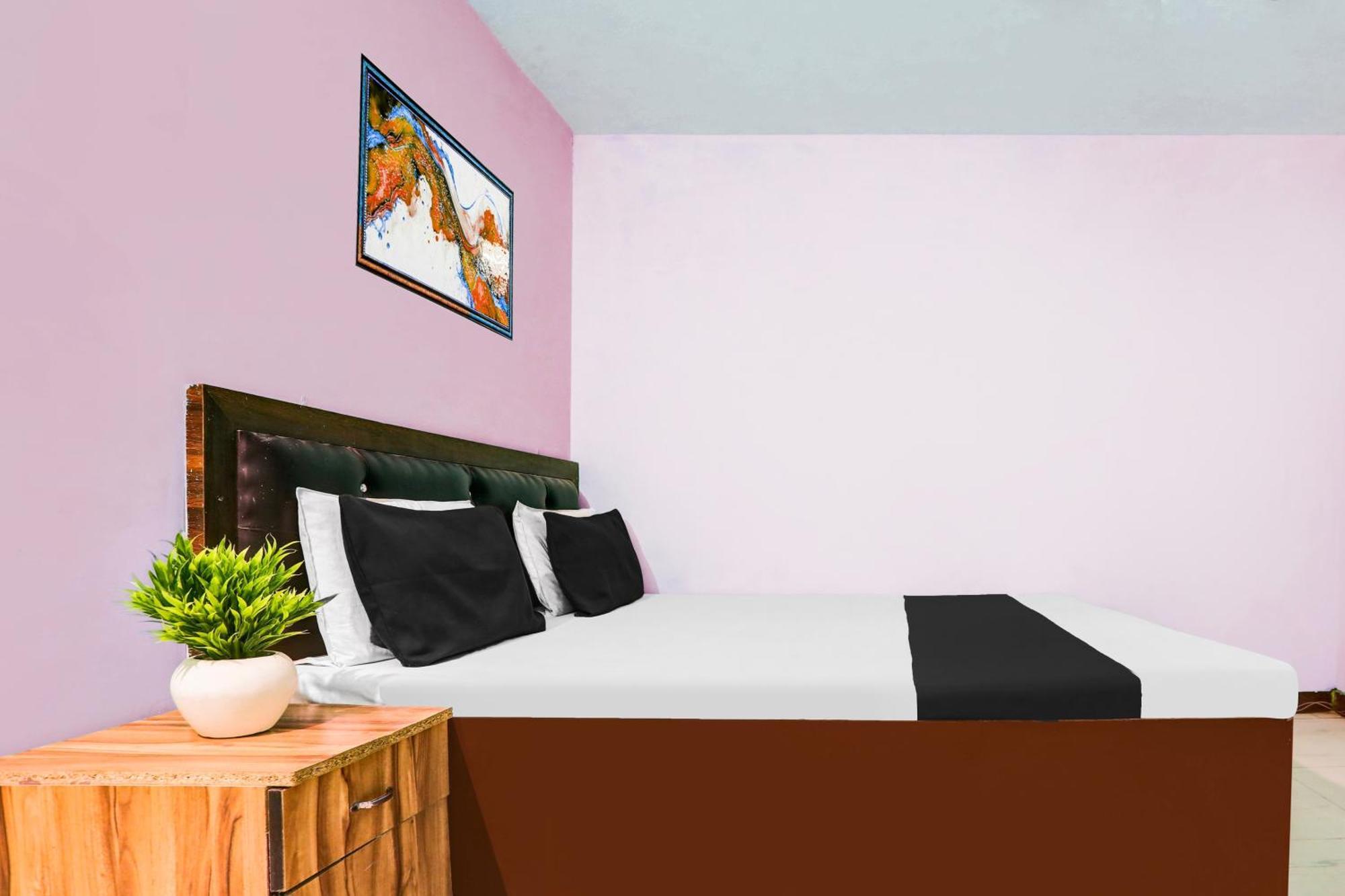 Hotel O Royal Classic Alīgarh Eksteriør billede